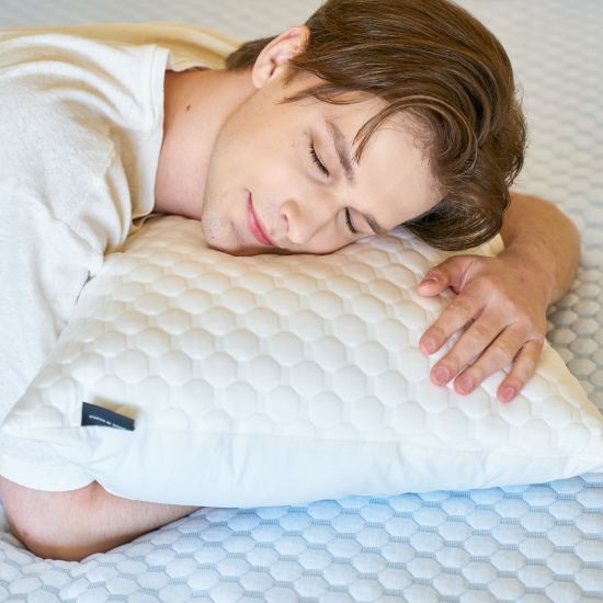 국내제작 누비카 듀라론100% 헥사쿨 프리미엄 냉감베개커버 18,200원