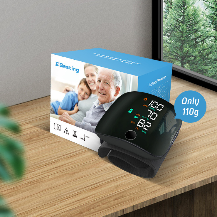 1/1+1 가정용 스마트 혈압계 손목형 혈압계 음성방송 충전 혈압측정기 액정 가정용 혈압계 21,000원