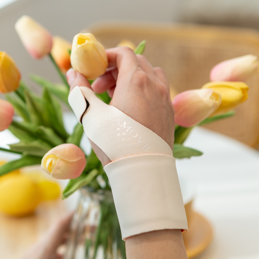 라라무브 엄지손가락 손목보호대 아대 밴드, 1개, 베이지, 왼손 14,900원