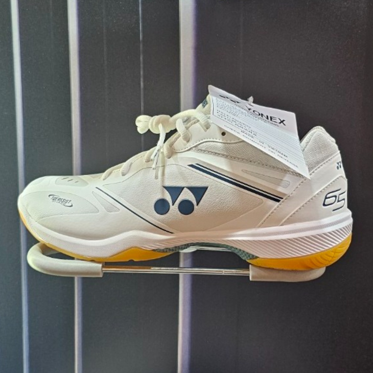 2025 신상 요넥스 파워쿠션 65Z4 화이트 최상급 배드민턴화 국대신발 175,000원