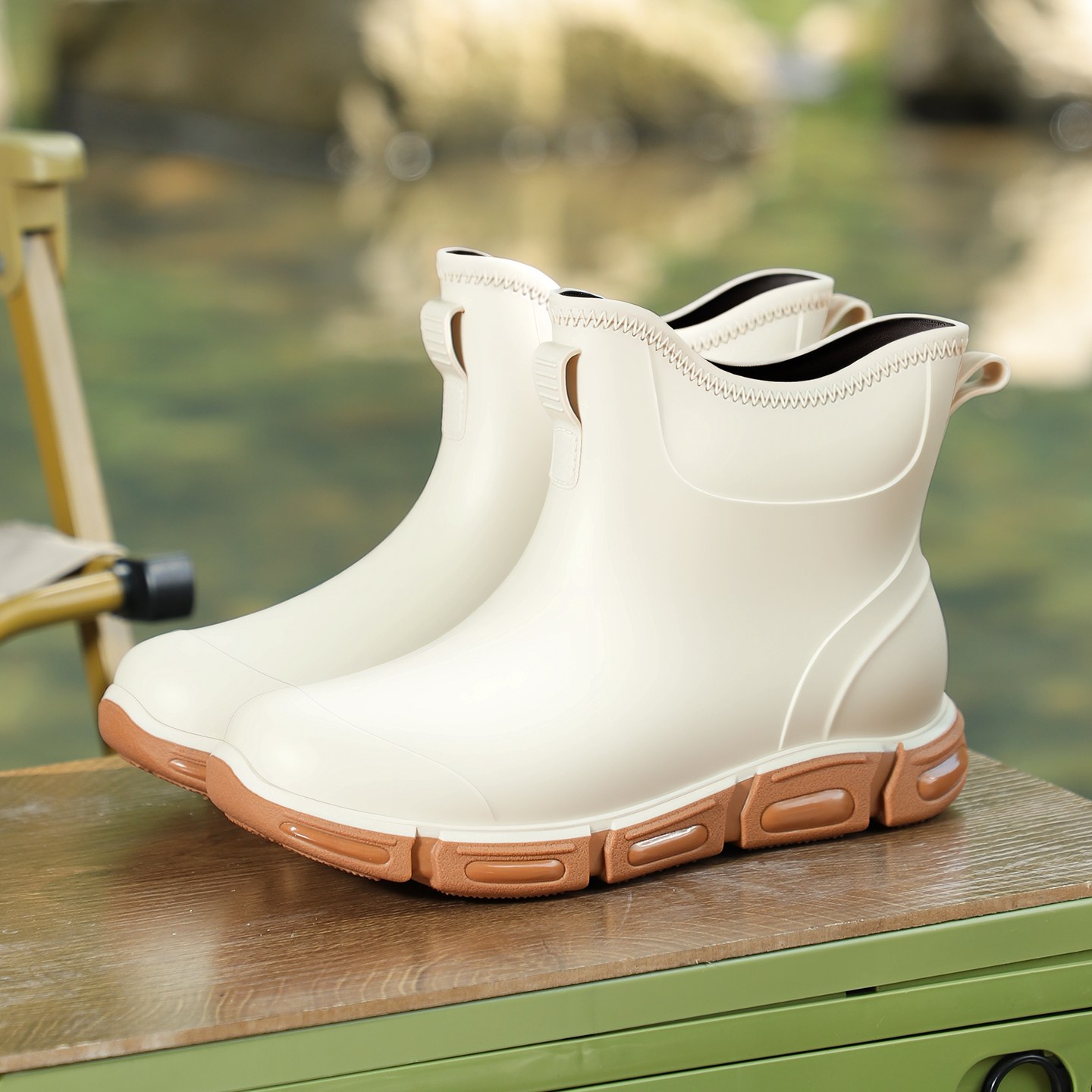 남자 레인부츠 미끄럼 방지 경량 쿠셔닝 슈즈 작업용장화 주방 작업화 내마모성 방수 패션 논슬립 가벼운 낚시장화, 현재가 17,860원