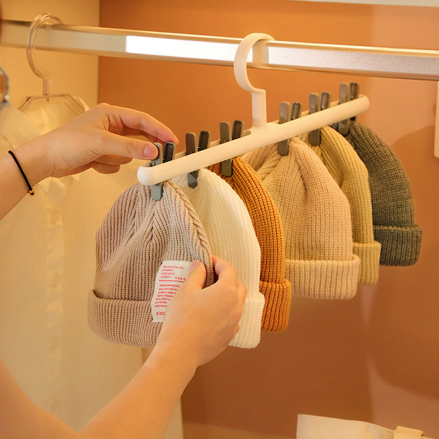 홈바내쓰 모자 양말 캡 다용도 회전 집게형 걸이 3개 9,500원