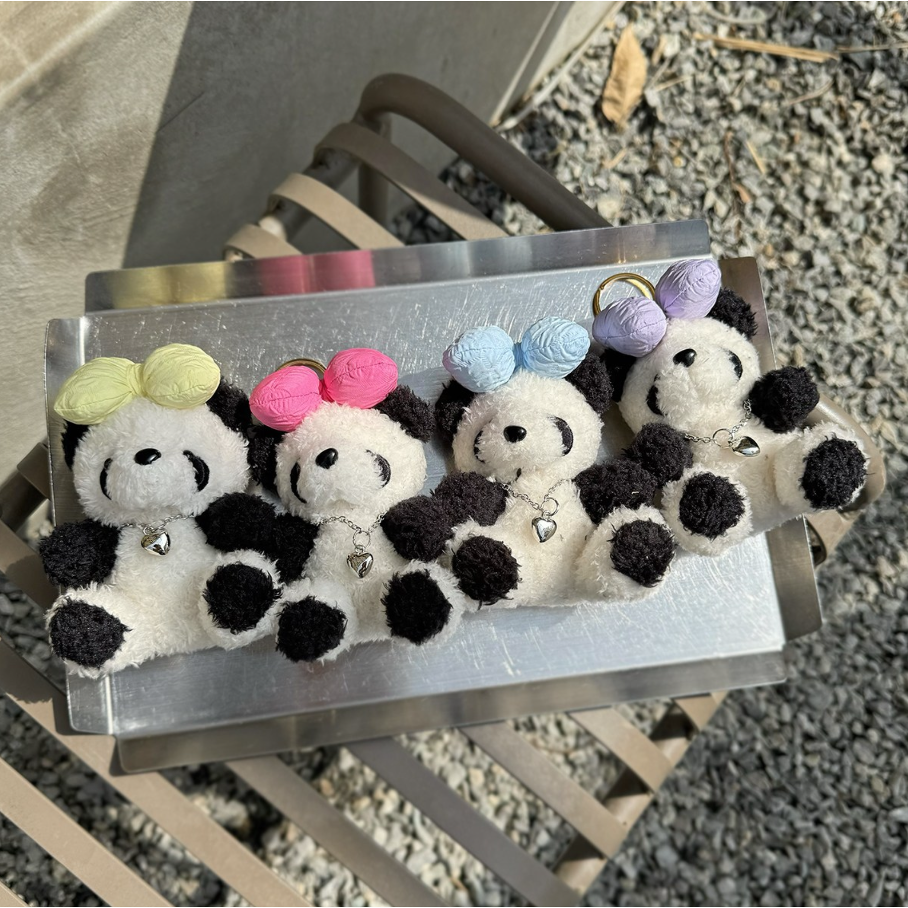 MOOLDN 빅 리본 판다 팬더 공주 하트 목걸이 인형 가방고리 유치원 어린이집 유모차 백참 키링 5,900원