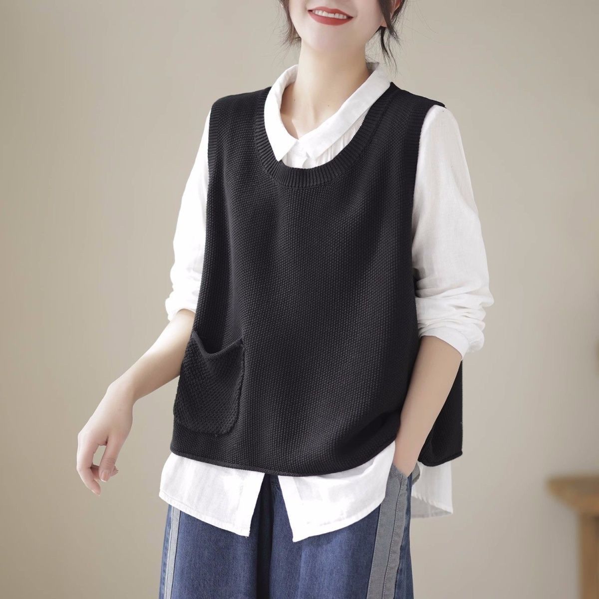 TKX 여성용 캐주얼 넉넉한핏 니트 조끼 포켓 디자인 가을 겨울 여리핏 니트티 K89 19,160원