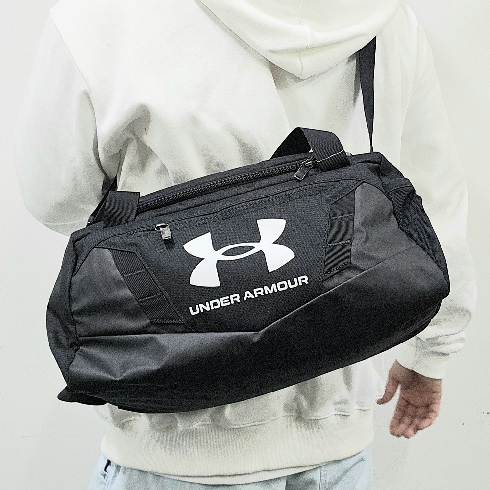 [국내매장판 A/S가능] 언더아머 미니 더플백 XXS  남녀공용 운동 헬스 필라테스 수영 축구 야구 여행 짐 가방 41,900원