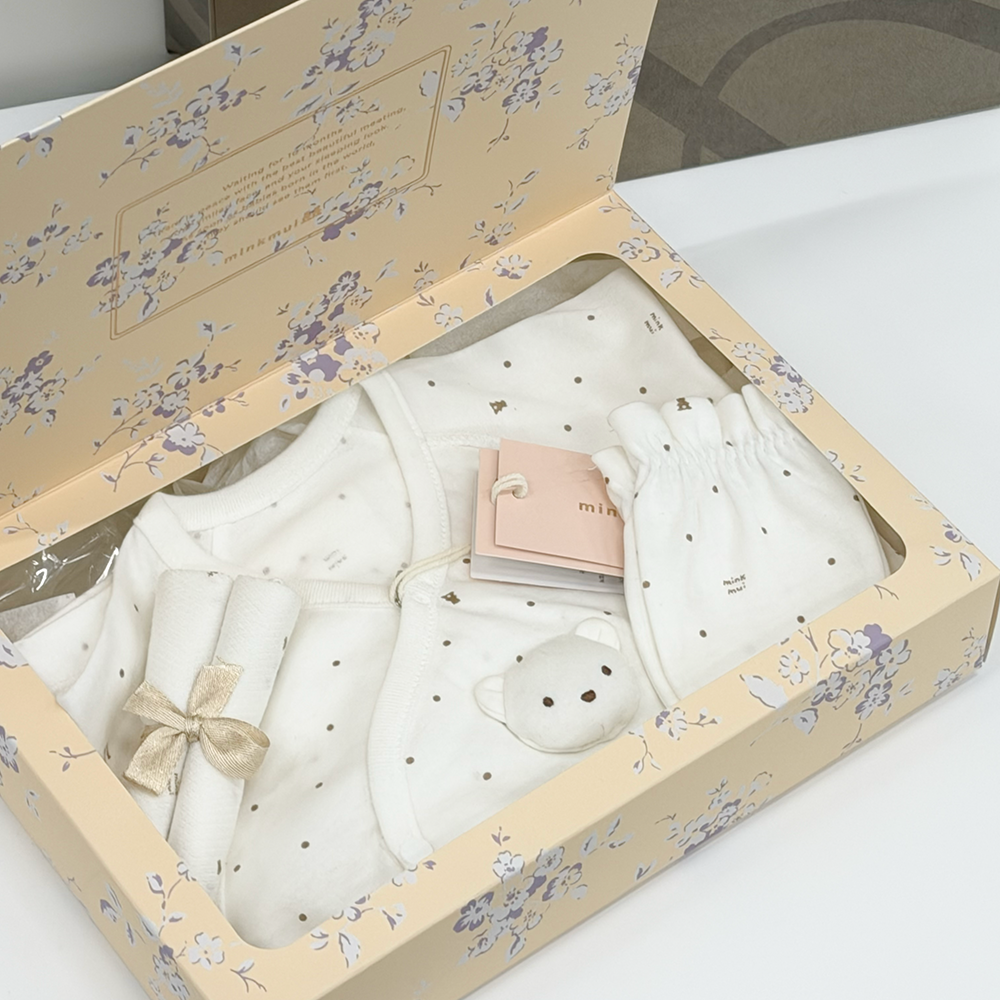 25FW신제품 밍크뮤 뮤뮤 배냇저고리 손싸개 신생아 출산선물세트 60,000원