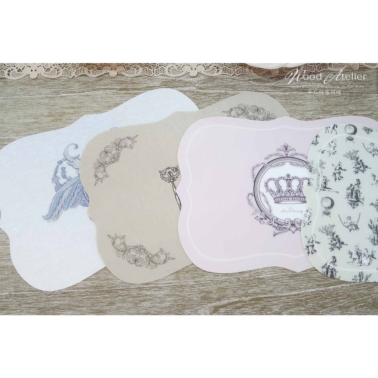 TPU 그레이스 프렌치 일러스트 테이블 매트 4종, 국내산 방수 스크래치 오염 방지 우드아뜰리에 22,500원