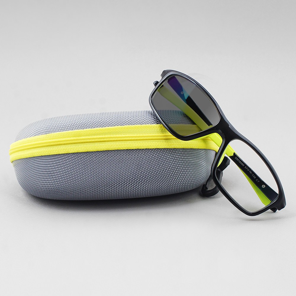 하루홀릭 스포츠 고글 타입 남녀공용 고급 하드멀티코팅 자외선 블루라이트 차단 자전거 등산 낚시 레저 시력보호용 변색선글라스 39,000원