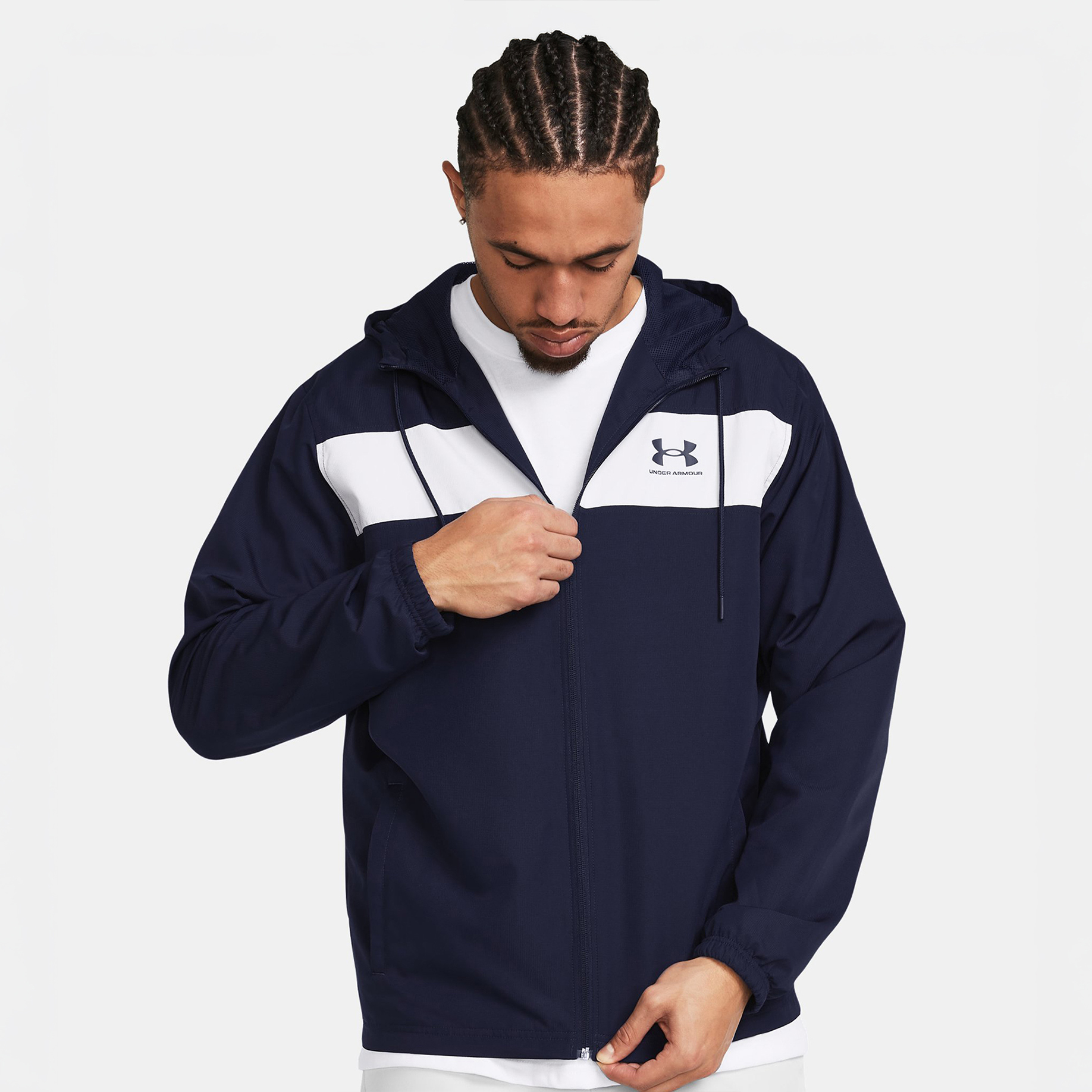 언더아머 남성용 UA 스포츠스타일 윈드브레이커 재킷 1361621 42,050원