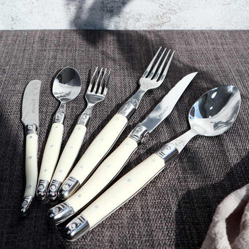 올라운드 까르투하 오로 커트러리 7종 4컬러 양식기 집들이 홈파티 홈카페 디저트 선물용 16,940원