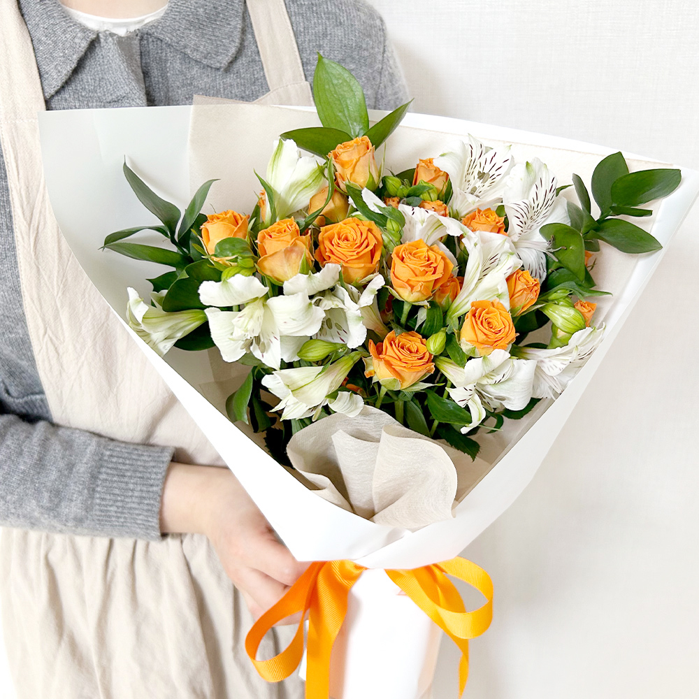 [로켓프레시] 코코도르팜 생화 미니장미믹스 꽃다발, 혼합색상 26,900원