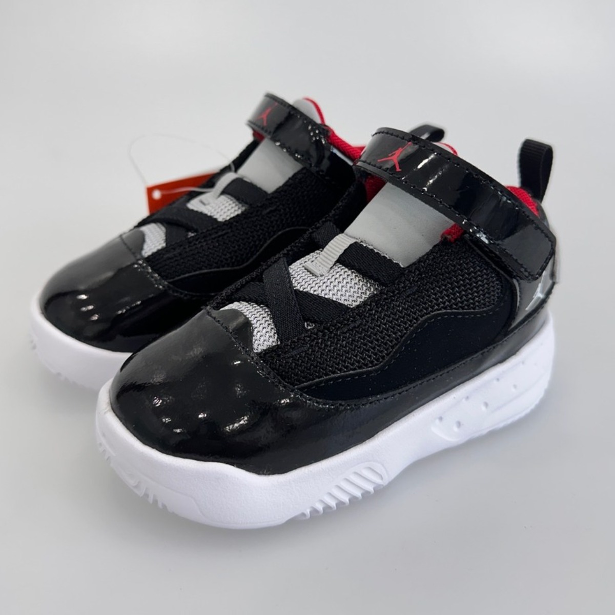 나이키 조던 맥스 아우라2 어린이 운동화 얼룩지우개 증정 60,000원