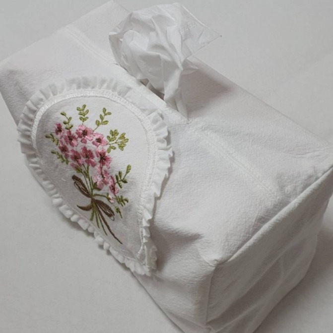 안나홈 워싱광목 부케자수 각티슈커버, 화이트 24,500원