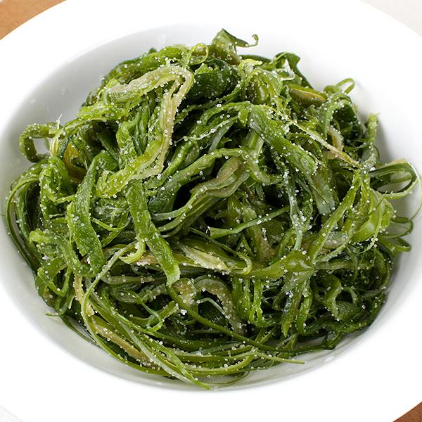 완도바다해맑은 프리미엄 염장 햇미역줄기1.5kg 9,800원