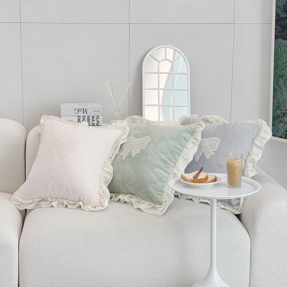 극세사 북유럽 감성 소파 쇼파 거실 인테리어 하트 사각 쿠션 4color, 리본즈 쿠션(커버+솜) 32,000원