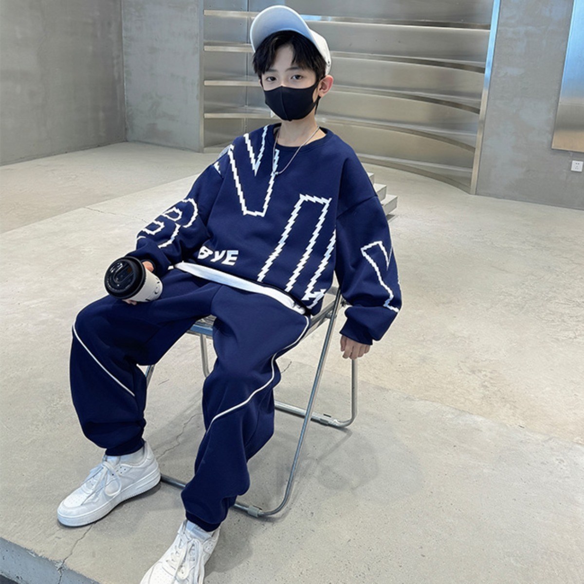 비비키드 남아 봄 가을 추리닝 주니어 상하복 세트 초중생 긴팔티 초등생 긴바지 세트 영문 포인트 (a42) 32,800원