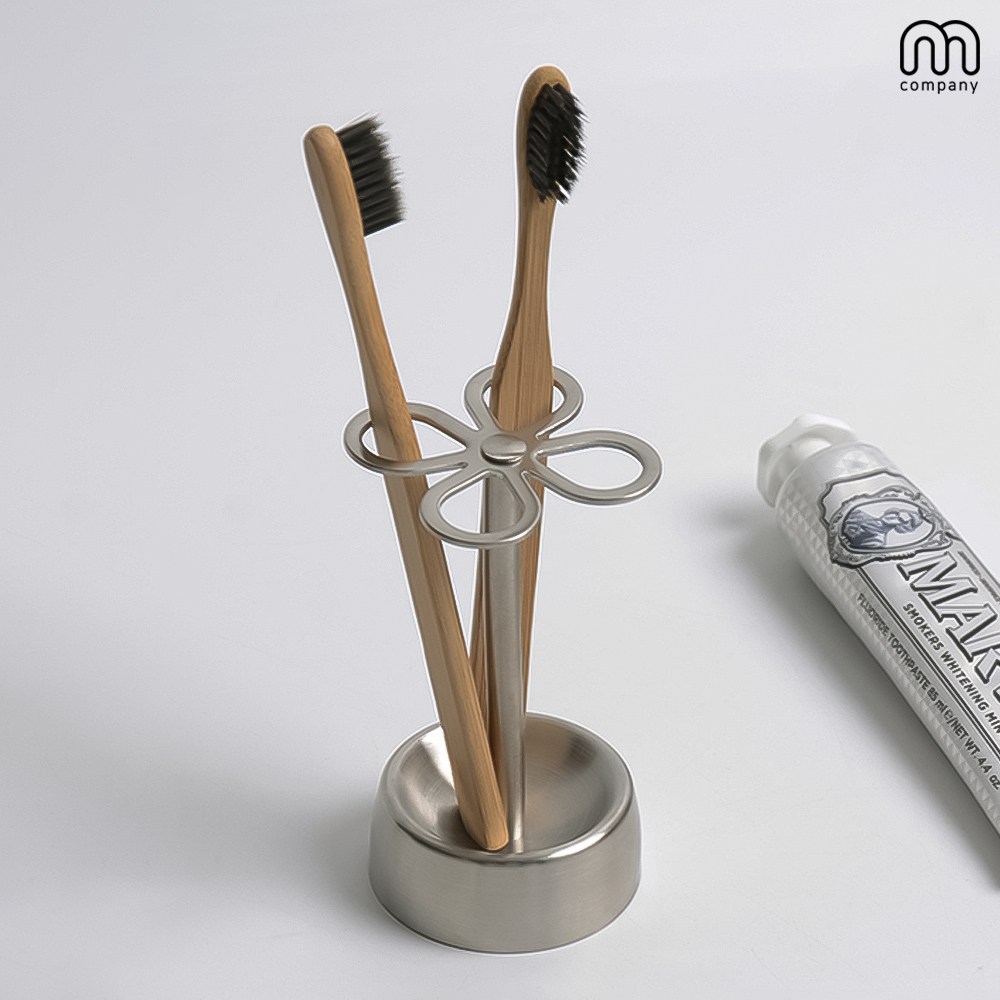 엠컴퍼니 스텐 칫솔 꽂이 치약 걸이 면도기 거치대 정리대 욕실 화장실 무타공 걸이대 칫솔 홀더 칫솔통 인테리어 모델명: TWEMZWDGLET_2450623840835403_MCOM 12,900원