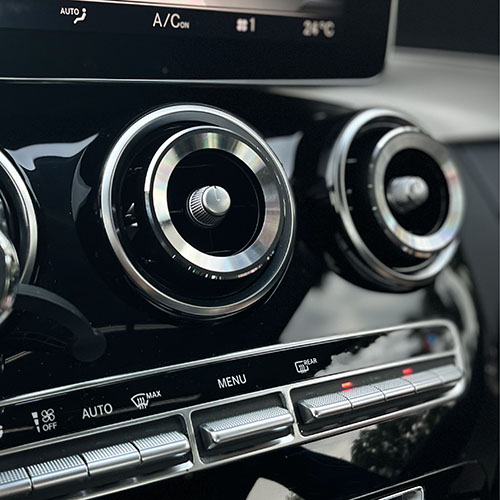 우드어 심플링 벤츠 명품 고급 차량용 메탈 방향제 디퓨저 우드어향 29,900원