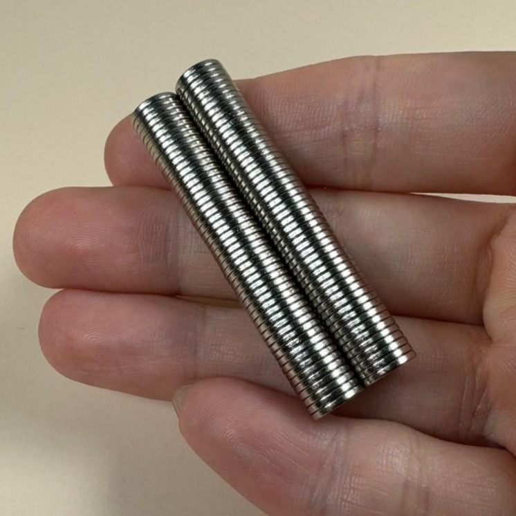 D8*1T 네오디움 원형자석 ND 지름 8mm x 두께 1mm [니즈], 100개, 현재가 13,900원