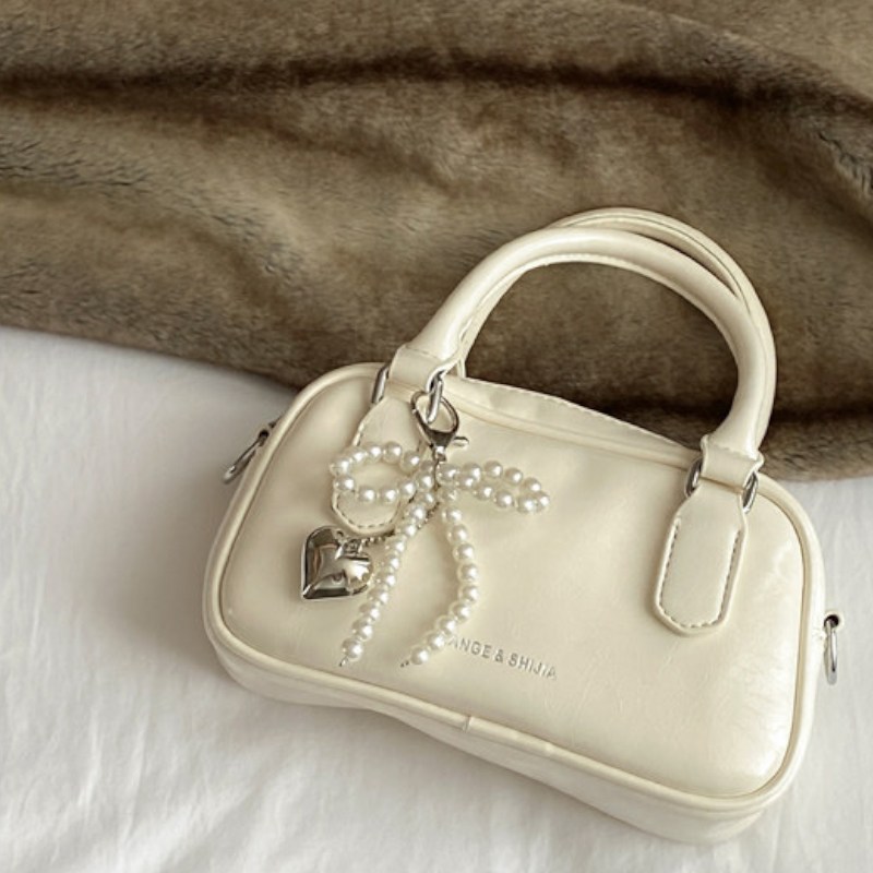 B&C.Room 여성 크로스백 볼링백 만능 스몰 스퀘어 크로스백 여성 핸드백 패션 무지 가방 베이직 출타가방 미니 크로스백 24,990원