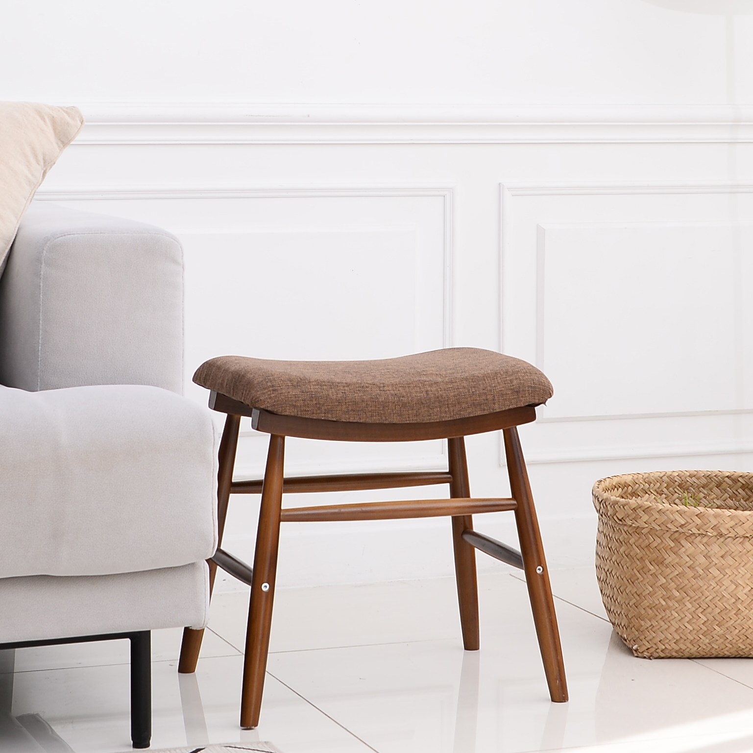 아이코닉하우스 플레인 우드 베르겐 스툴 35,900원