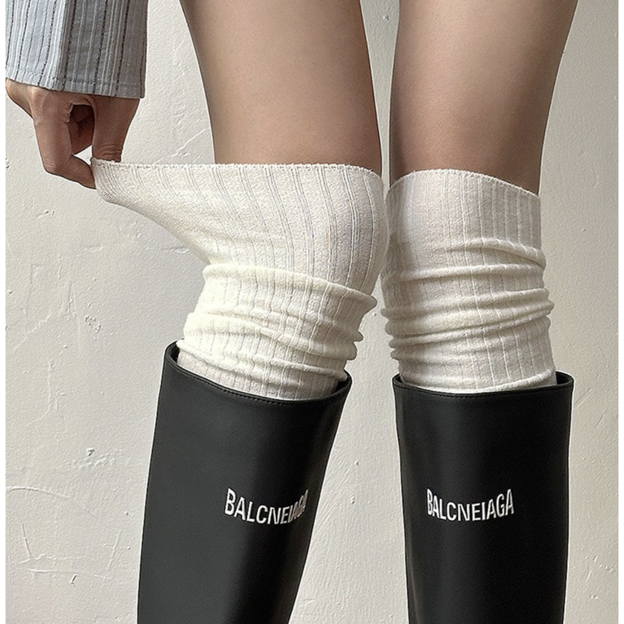 바디랜드 롱다리엔 패션 셔링 니삭스 13,900원