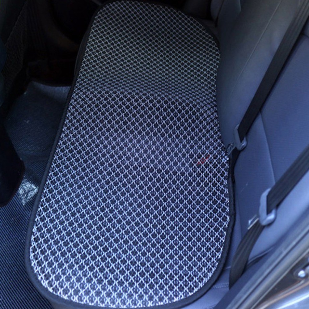 차량용 여름통풍시트커버 쿨링시트방석/i30PD i40 뉴SM5 SM6 SM3 SM7 QM3 QM5 QM6 XM3 캡처 조에 포터2 봉고3 YF NF LF DN8소나타뉴라이즈 26,300원