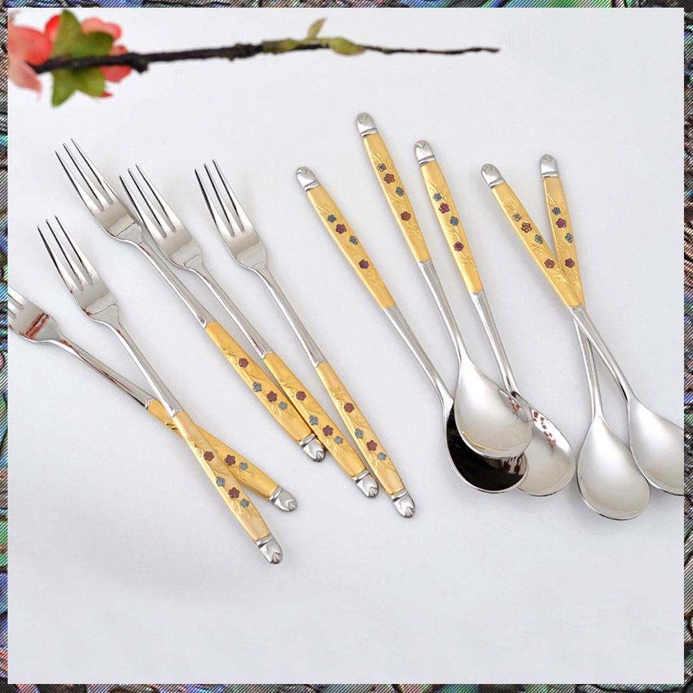 [H.jin 단아매화 금티스푼포크 10P세트] 소규모돌잔치가족답례품 결혼웨딩답례품 외국인바이어선물 이색선물 조문객답례품 동창회 모임단체선물 거래처선물 집들이선물 결혼선물, 1세트, 티스푼5+티포크5+정품케이스 54,000원