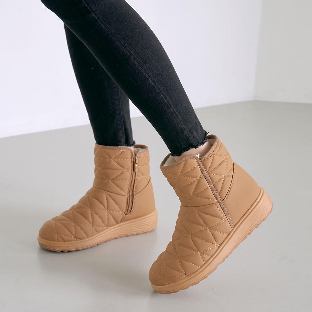 에스유니 따뜻한 방수 방한 퍼 퀼팅 누빔 여성 패딩부츠 방한화 39,900원