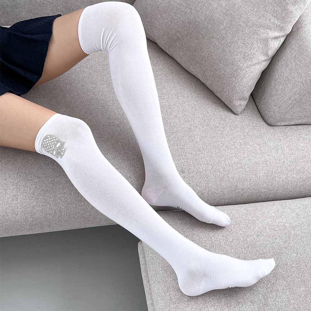 해골 오버니삭스 여성 골프 테니스 롱삭스 무릎 면 반 양말 11,900원