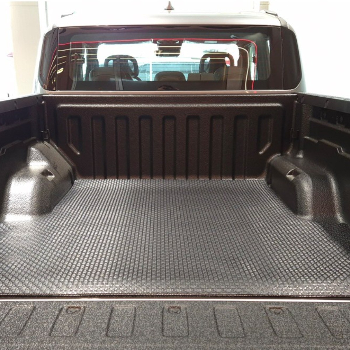 [매트랜드] P-고무 적재함매트_KGM 무쏘 Q300 스탠다드_롱데크 / 100%국내제작 / 고강도 카본코팅 / 부드러운 내구성 / 차량밀착 바닥착붙 / 미끄럼방지, 네모실버NEMO SILVER, Q300 스탠다드 79,000원