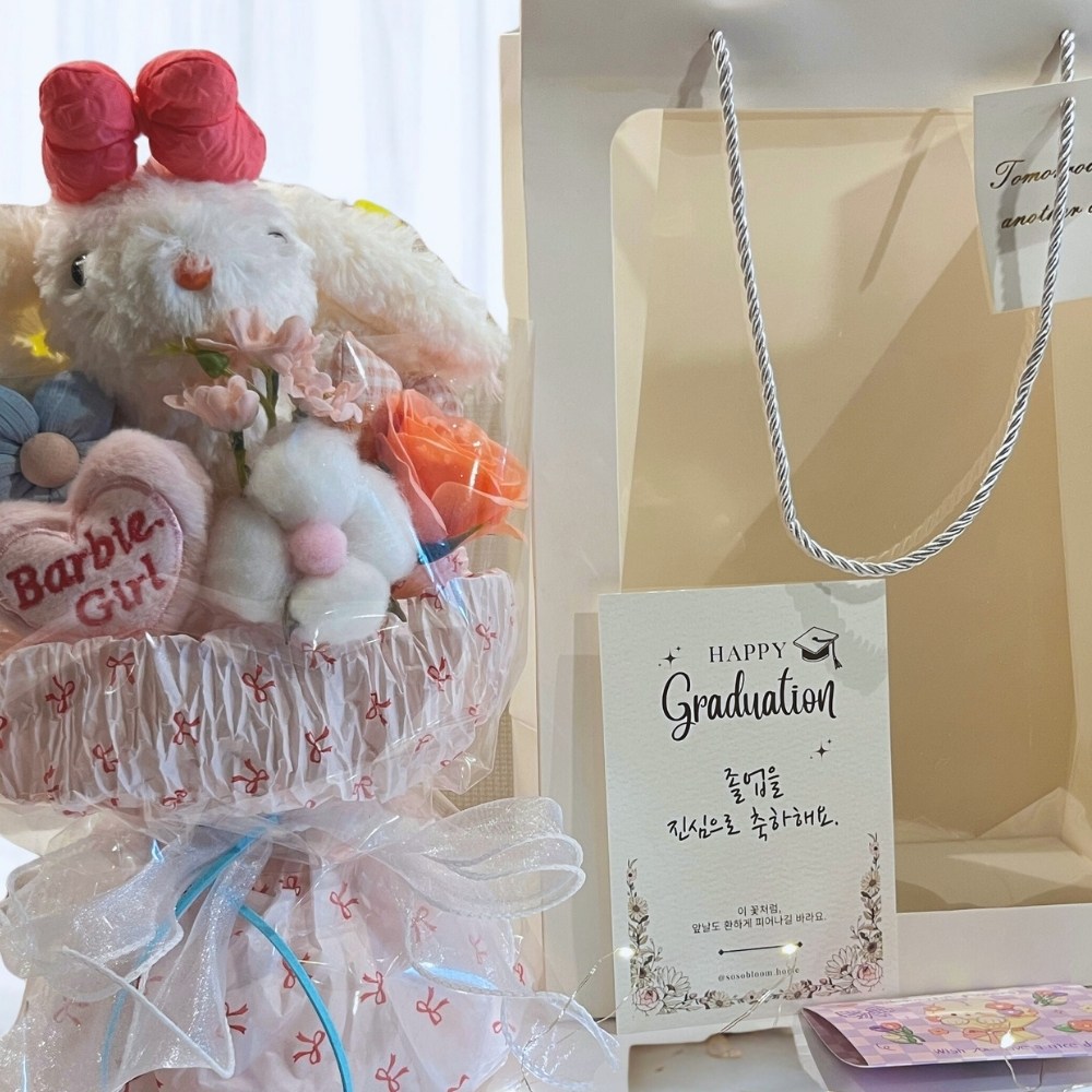 졸업식 꽃다발 토끼 인형 꽃다발 시들지 않는 핸드메이드 마음을 전하는 졸업선물, 1개, 핑크 32,640원