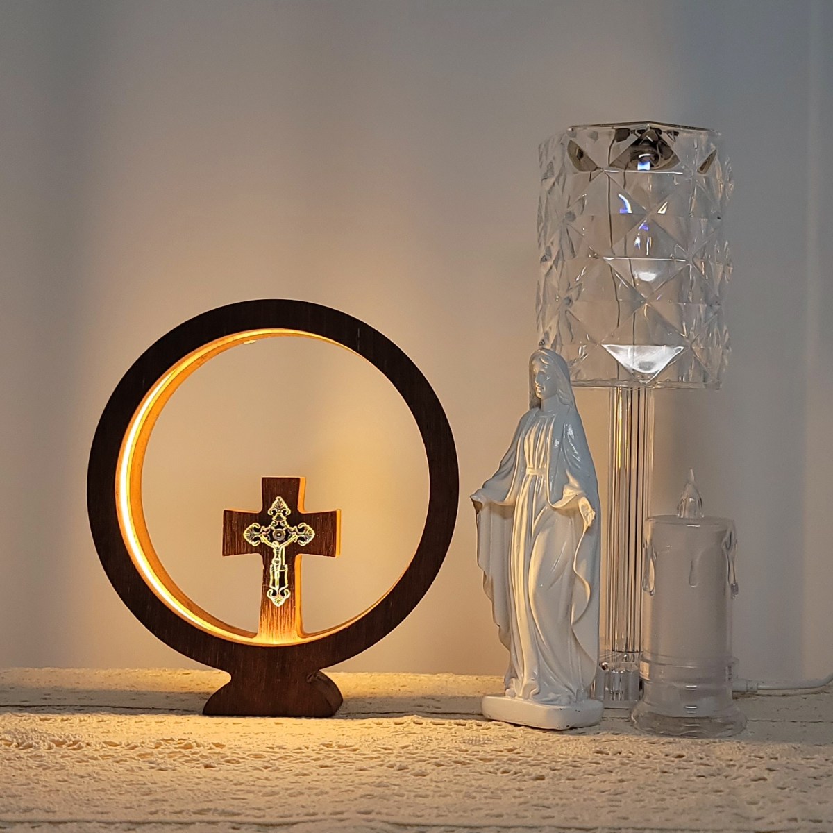 고담빛 천주교 십자가 무드등 가톨릭 성당 성물 세례 견진 축일 선물, 멀바우 천주교십자가무드등 43,460원