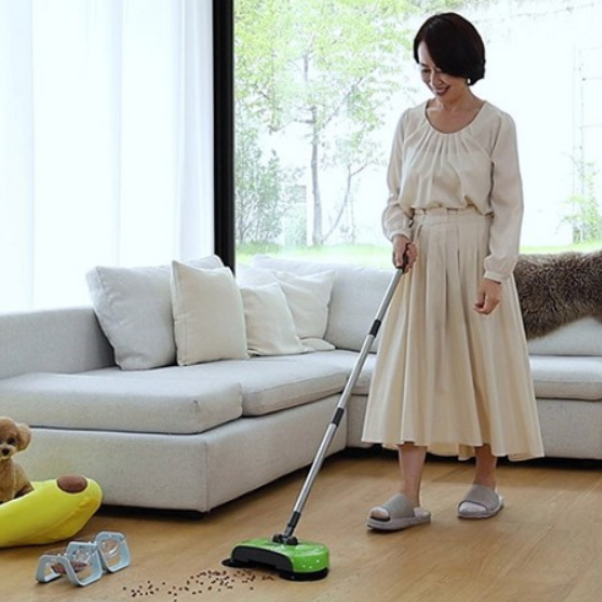 [TV홈쇼핑정품 애드크로스]만능청소기 핸디로봇 무선청소기 초경량 먼지흡입 물걸레 한번에 사무실 카페 미용실 29,800원