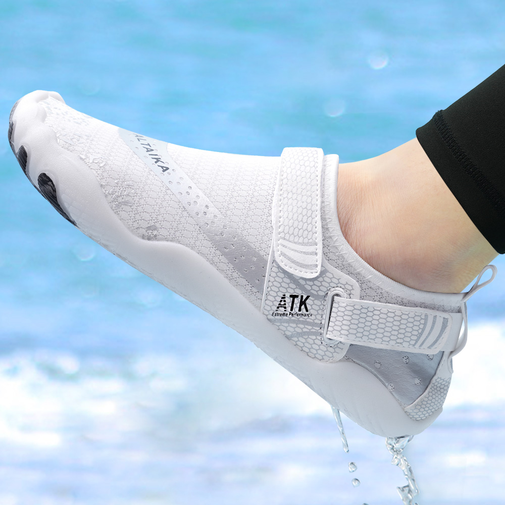 SSOOSS 커플 아쿠아슈즈 물놀이 신발 아동 키즈 워터슈즈 서핑슈즈 아쿠아삭스 D7T21HA 18,900원