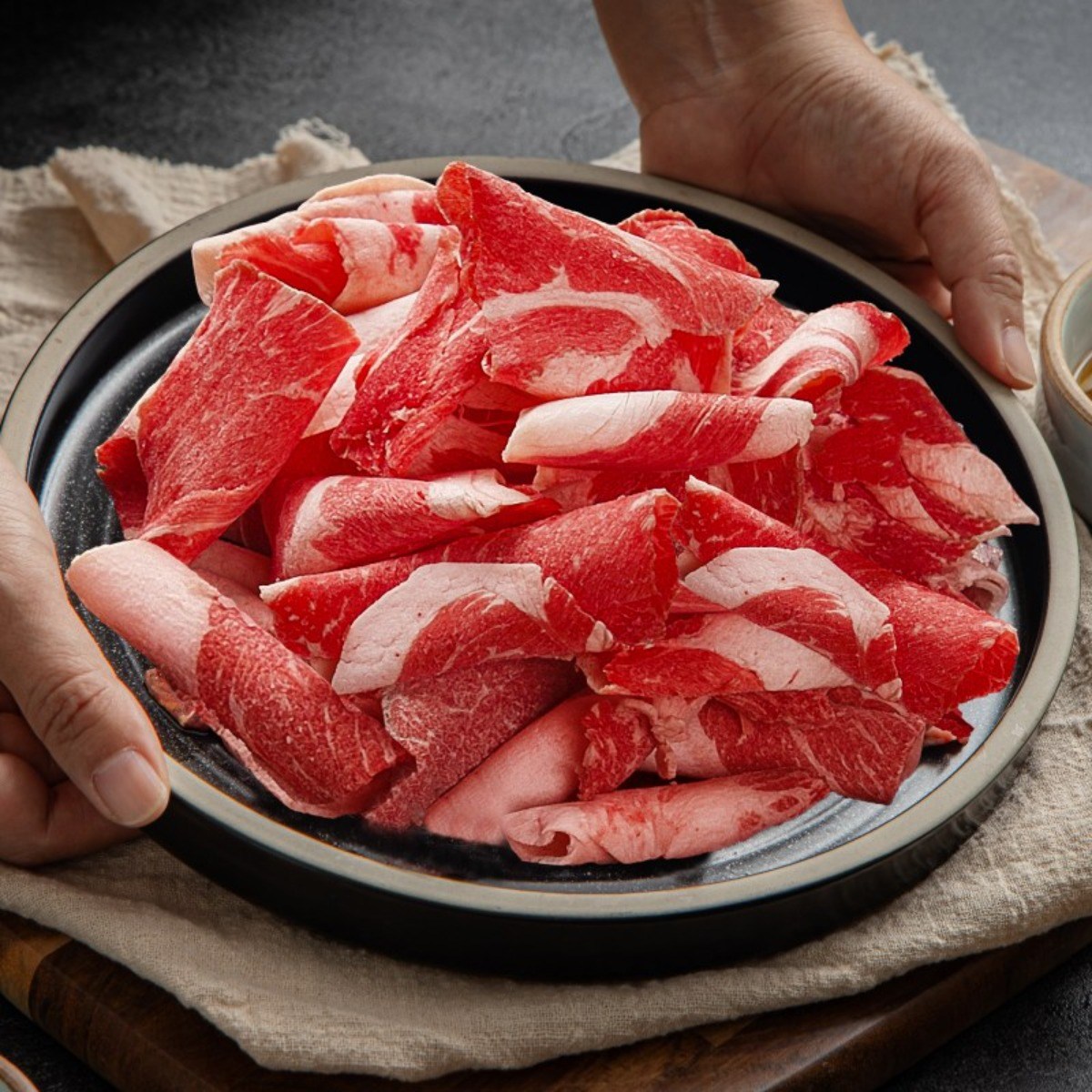 고기는 고기고 간편 구이용 풍미가득 소고기 우삼겹, 1개, 400g 13,910원