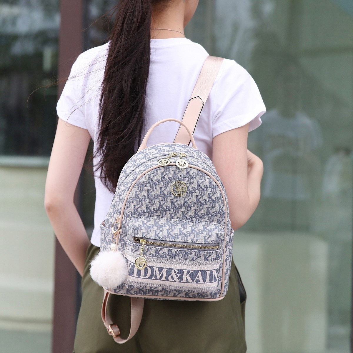 여성 가방 여성 백팩 패션 캐주얼 여행 가방 58,800원