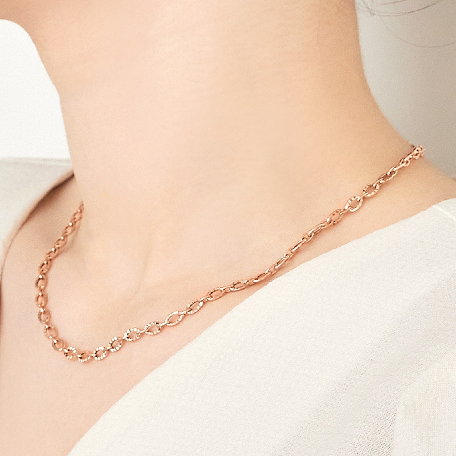 펠리체골드 18K 솔레이 컷팅 목걸이 (+쇼핑백증정) 데일리 볼드 심플 고급 금 모던 레이어드 골드 여성 결혼기념일 선물추천 로즈골드 3,938,100원