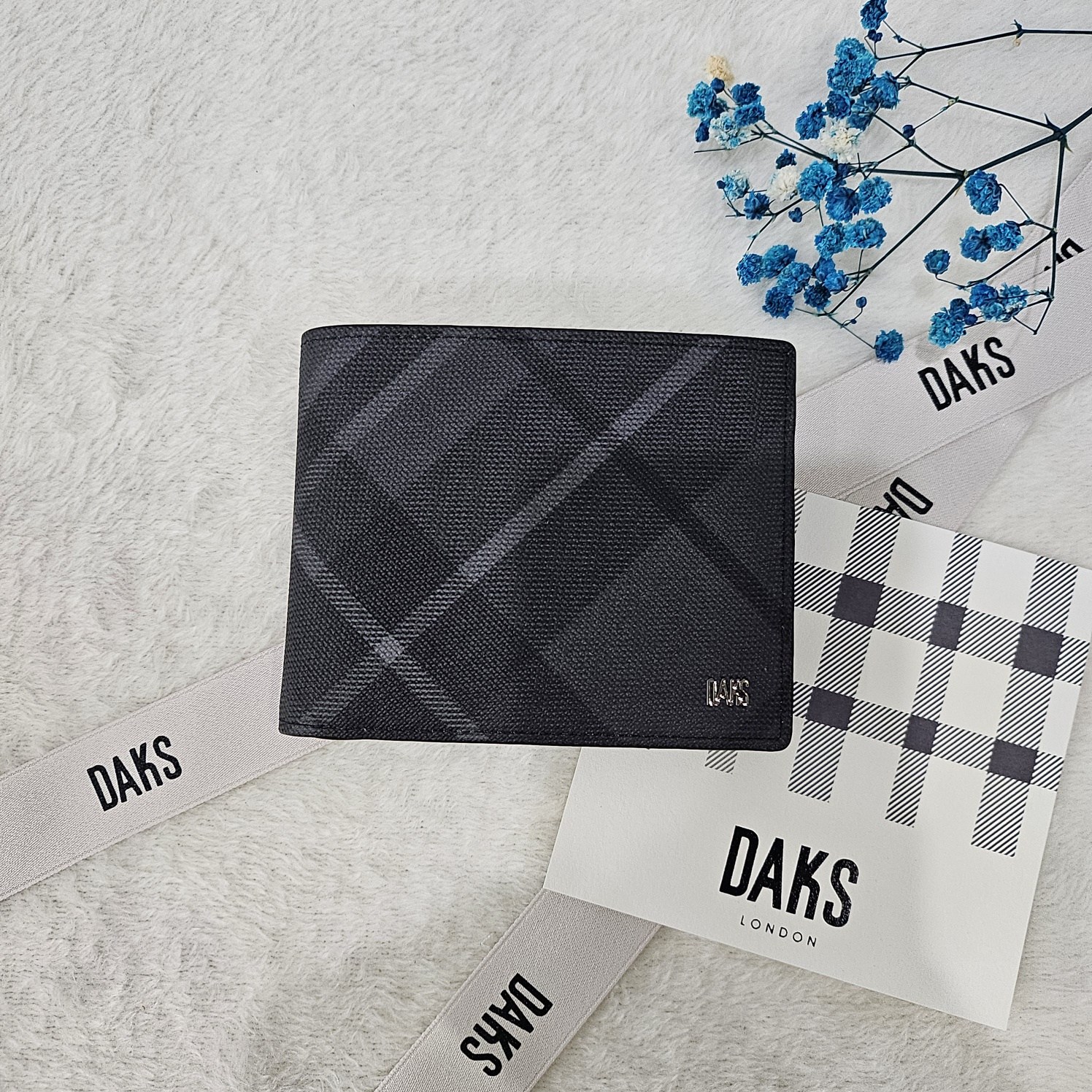 닥스 고급스러운 체크배색 블랙 남성지갑 [선물포장재 동봉] 142,000원