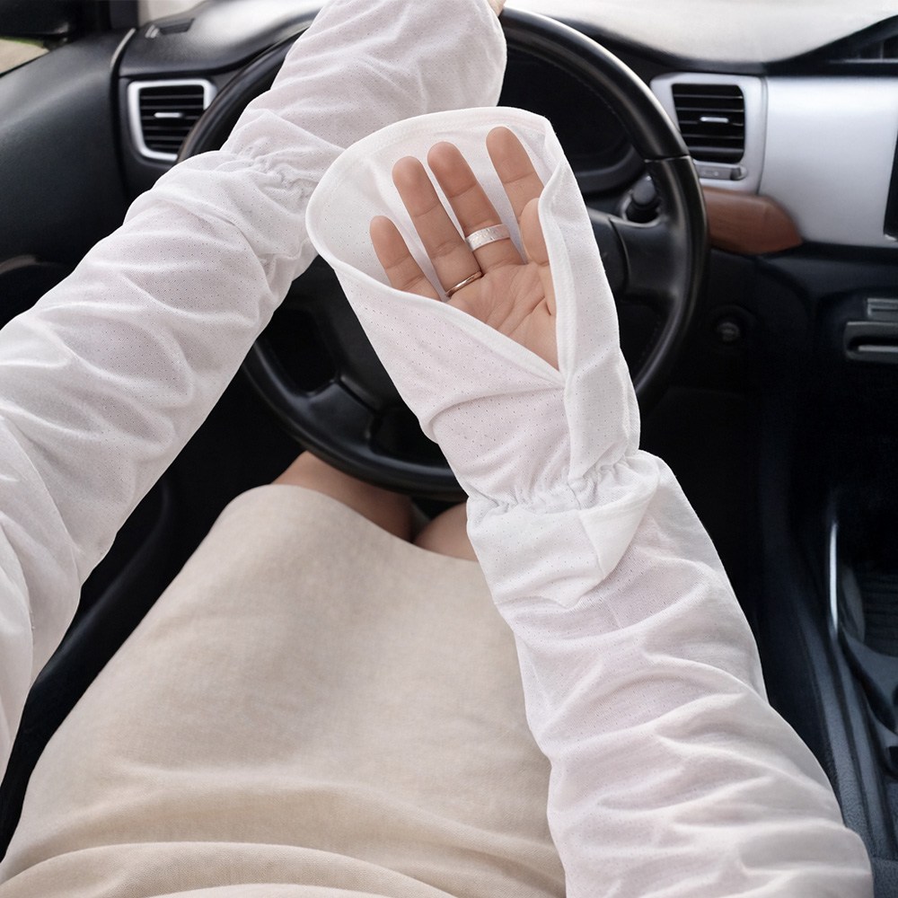 라뷰드 2P 세트 자외선 차단 손등 커버 운전 팔토시 여성 봄여름 얇은 편안한 팔커버 고무 밴딩 가벼운 햇빛 가리개 골프 등산 자전거 캠핑 시원한 양손 덮개 7,900원