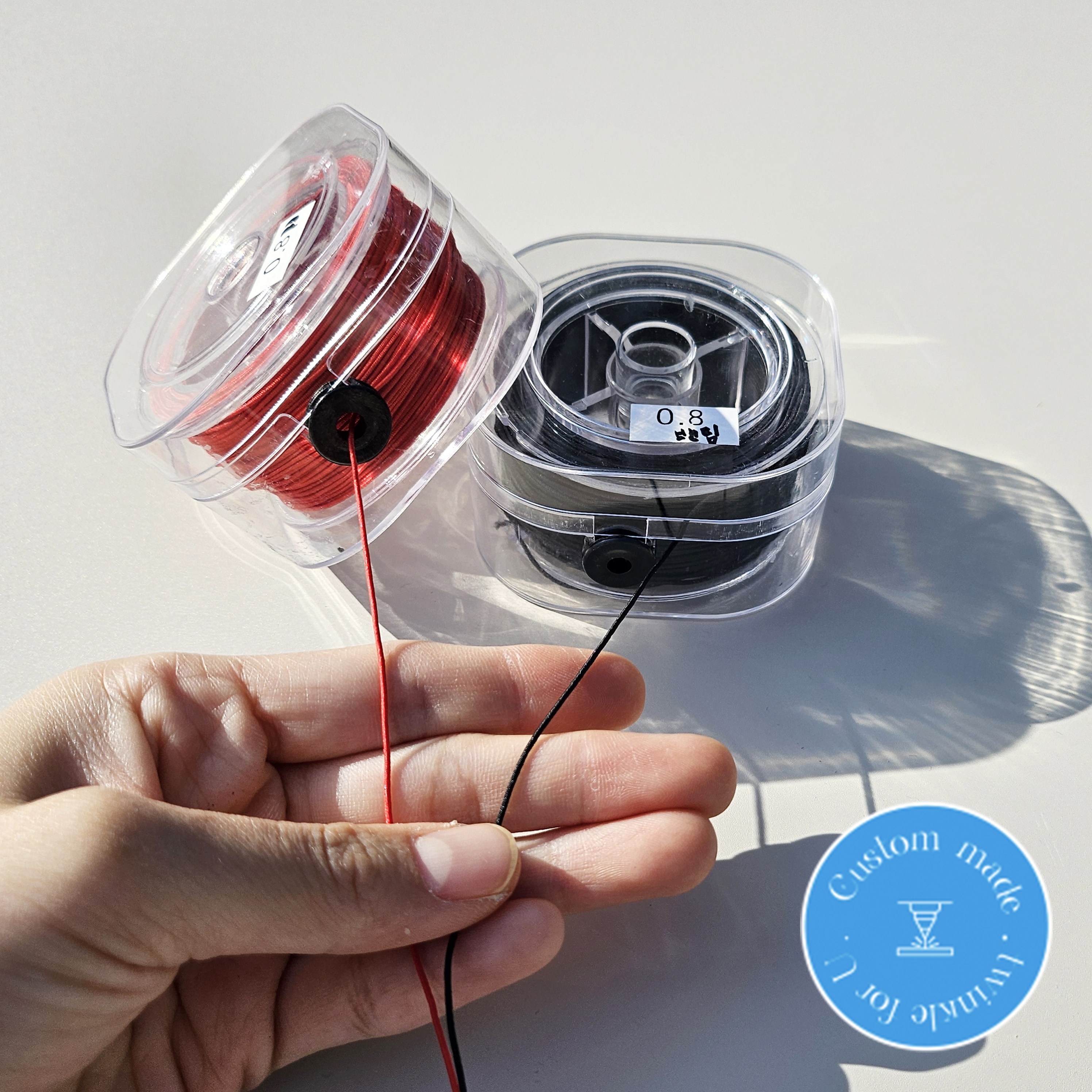 염주실 신축성있는 고무줄 밴딩줄 0.8미리 40미터 보호케이스 고급형 탄성 나일론 팔찌 키링 핸드폰줄 만들기 재료 8,900원