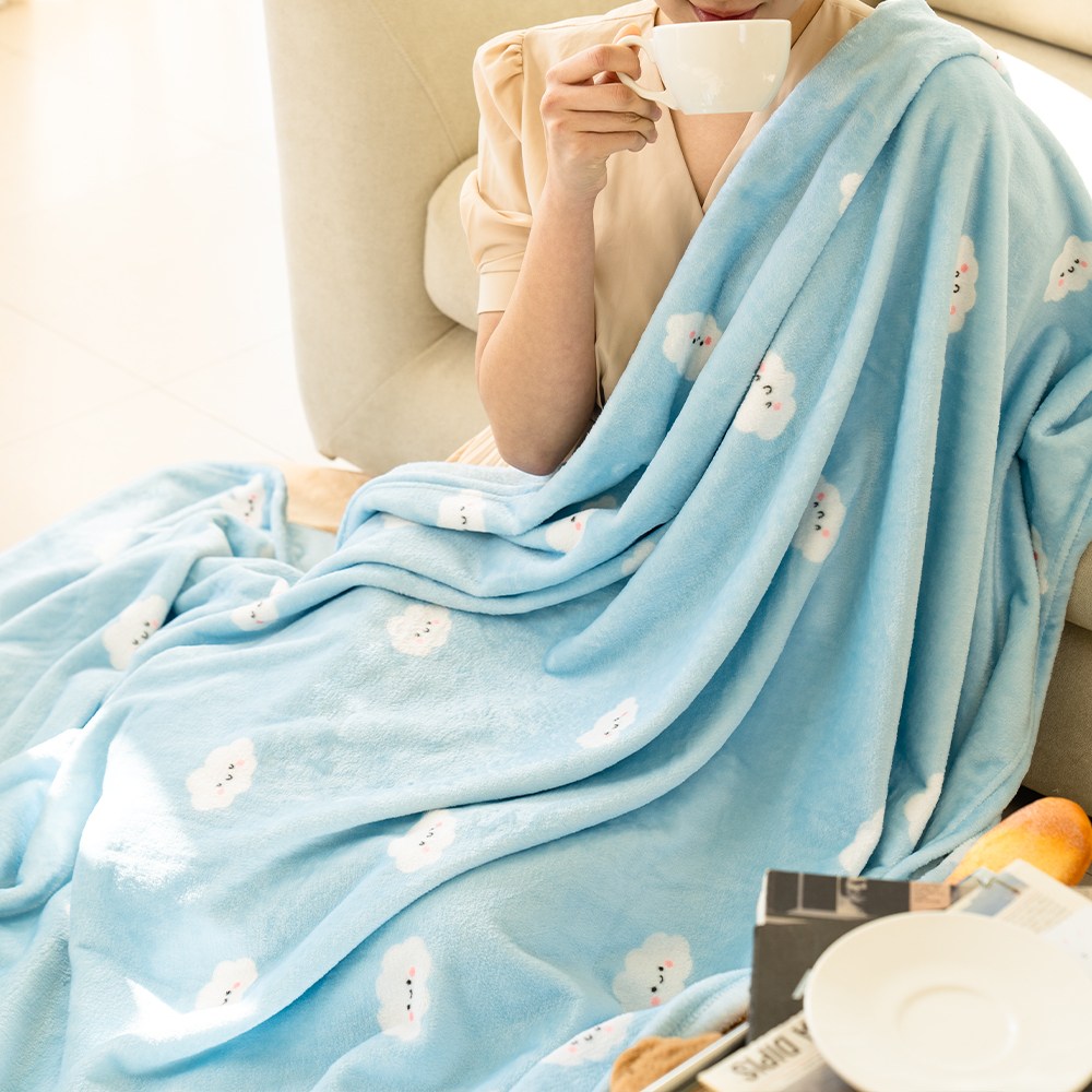 코팅블루 도톰하고 부드러운 포근 극세사 밍크 감성 담요 18,900원