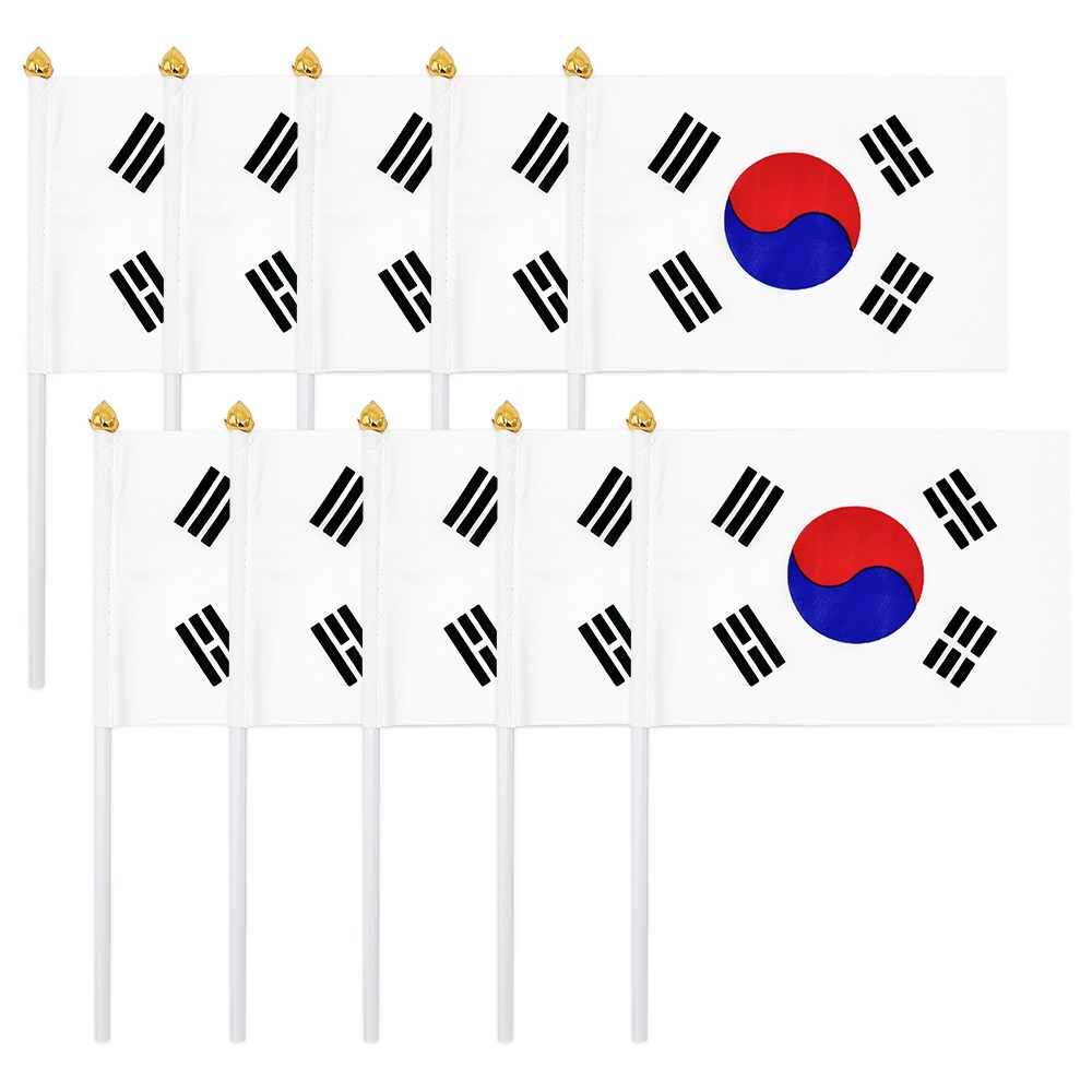 태극기 깃발 천 수기 10개 세트 - 국기 응원 손깃발 일체형 휴대용 군부대 행사 국경일 소형 태극기 월드컵 축구응원, 10개, 혼합색상 27,000원