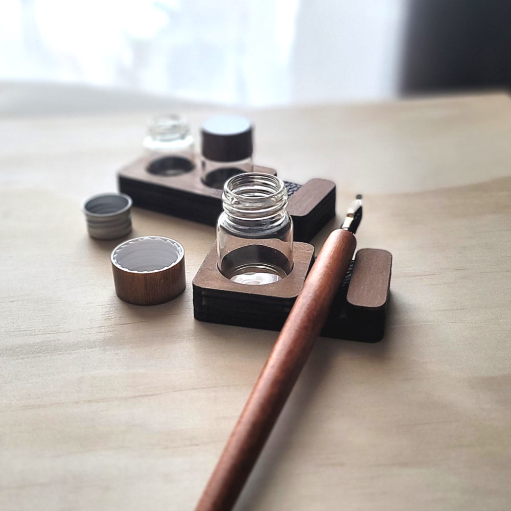 미니 1구 우드받침대 캘리그라피 딥펜 공병홀더 3,000원