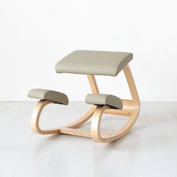 마켓비 ARON 무릎의자, 웜그레이 4789.5423 83,900원