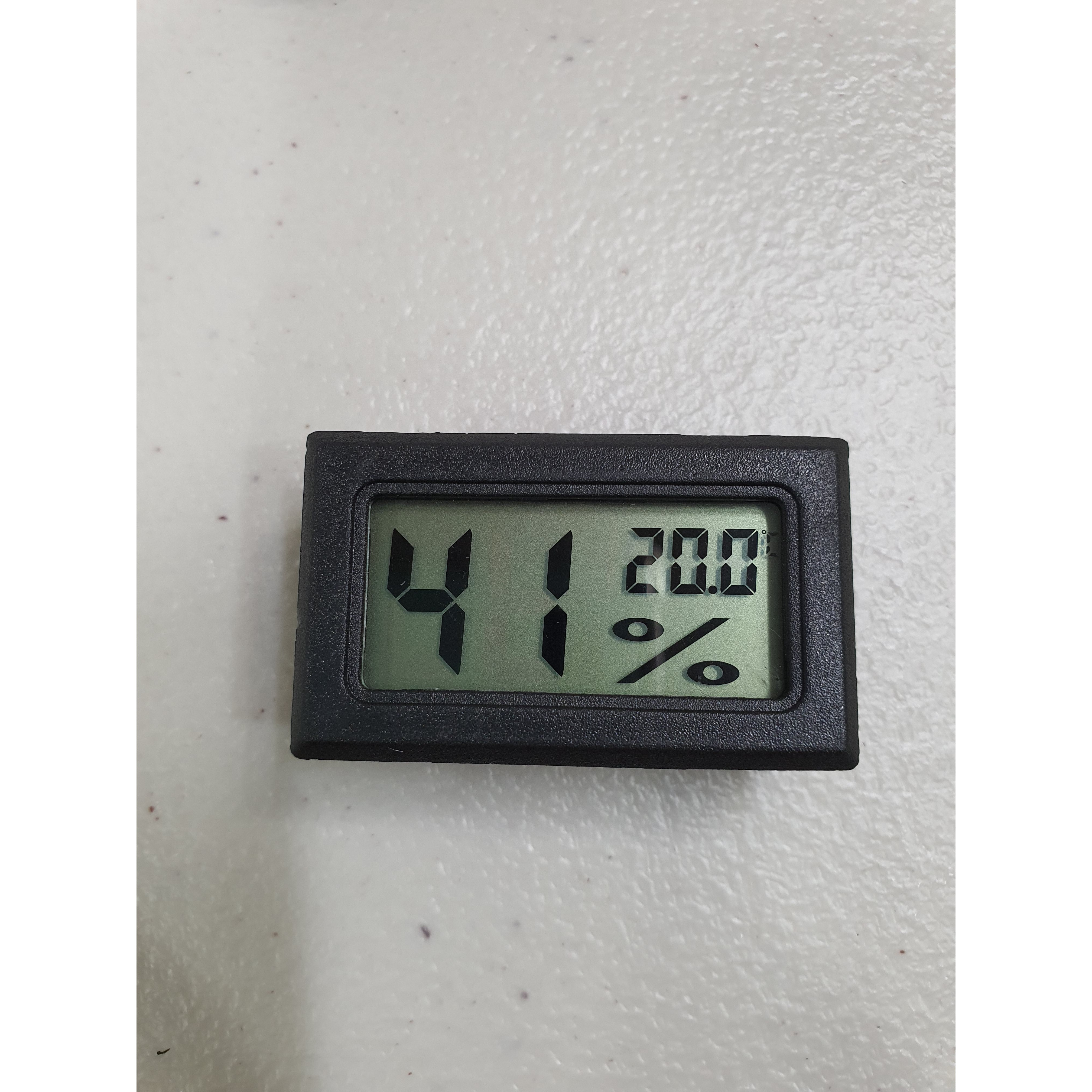 누엘리 초소형 온습도계 미니 초경량 배터리포함 3,900원