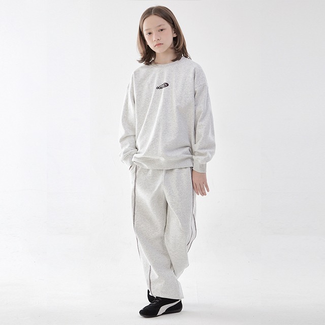 오실롯주니어 주니어용 스티치 맨투맨 상하의 세트 53,640원