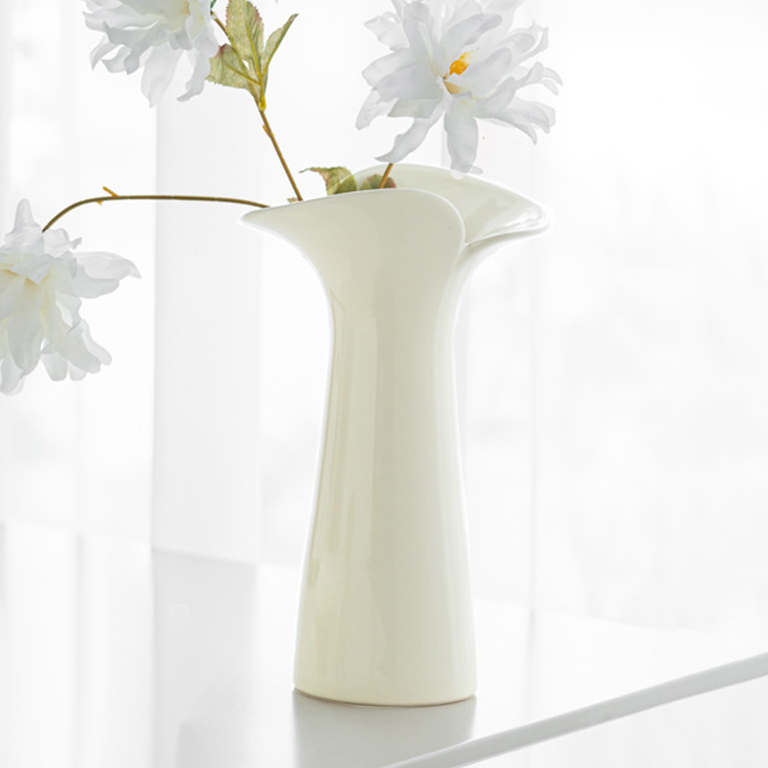 VITALO 메탈 세라믹 화병 모던 오브제 꽃병 블룸 거실 인테리어 소품 집들이 신혼 선물 19,800원