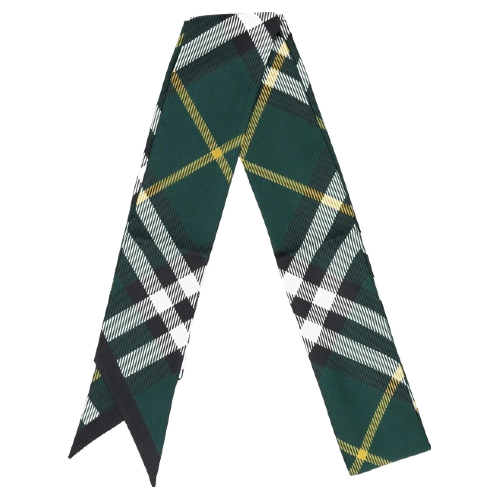 버버리 체크 실크 스카프 206,400원
