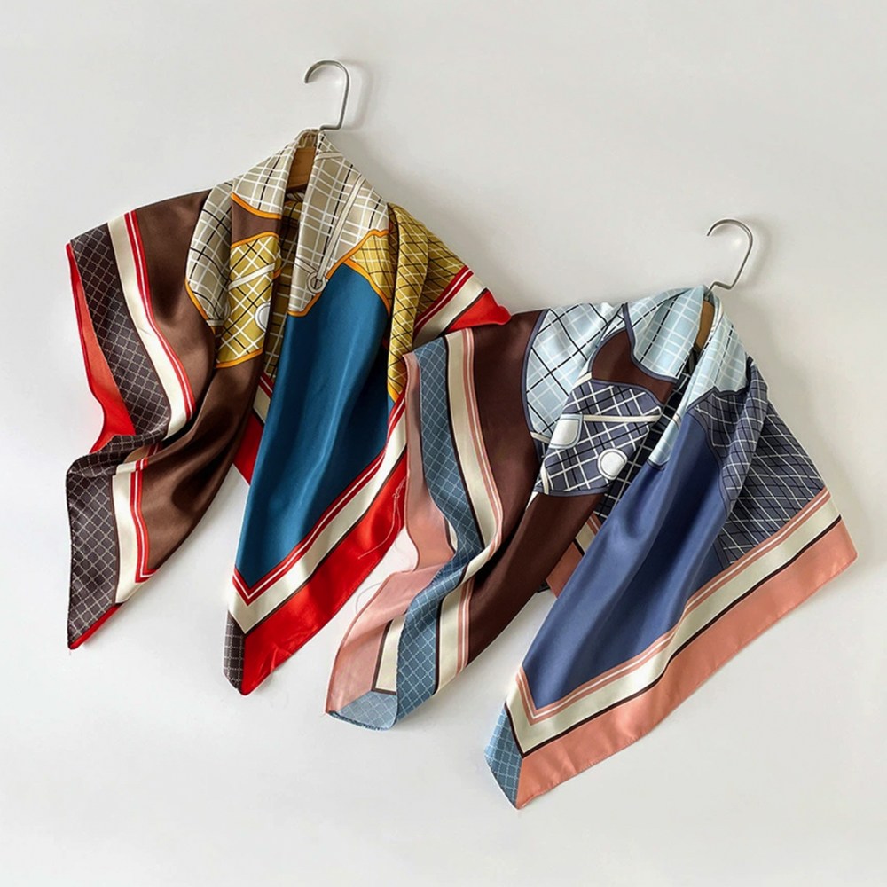 유리까  FW 신상 실크 스카프 2종 세트 90x90cm 16,900원